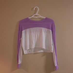 long sleeve shirt super comfy, cropped